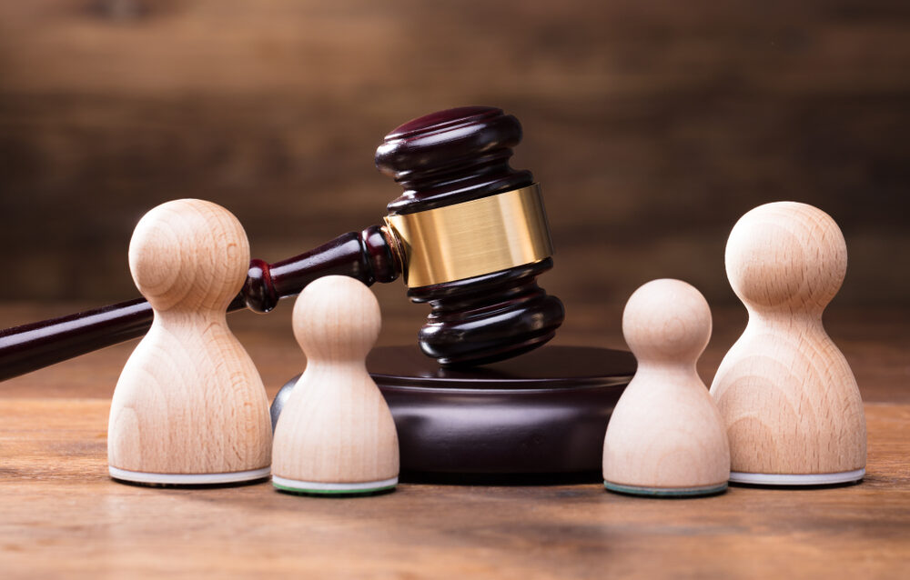 What’s The Difference Between Court and a Tribunal?
